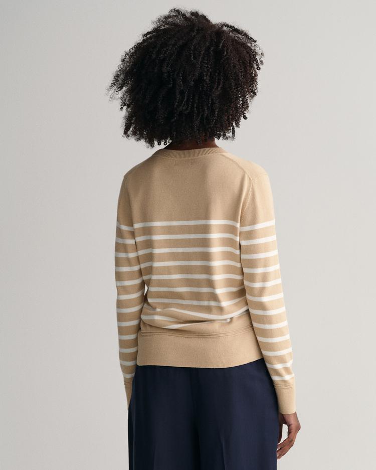 GANT sweter z lekkiej bawełny z okrągłym dekoltem i bretońskimi paskami - 4806134