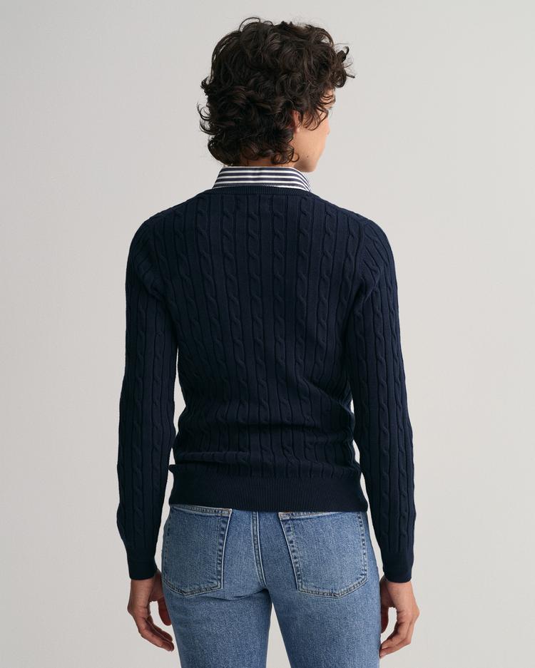 GANT sweter z elastycznej bawełny o splocie warkoczowym z dekoltem w kształcie litery V